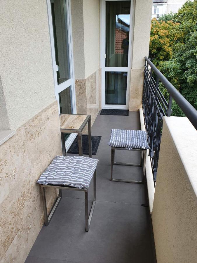 R & R Apartments Sofia Exterior photo